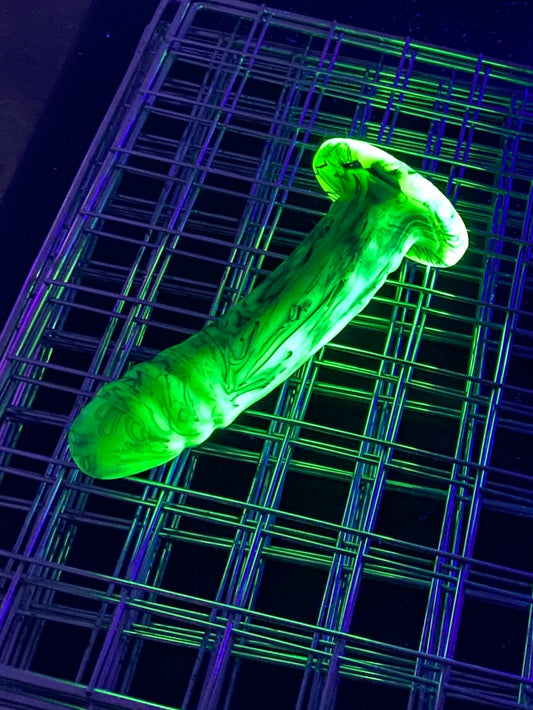 LIME NEON SWIRL image 1