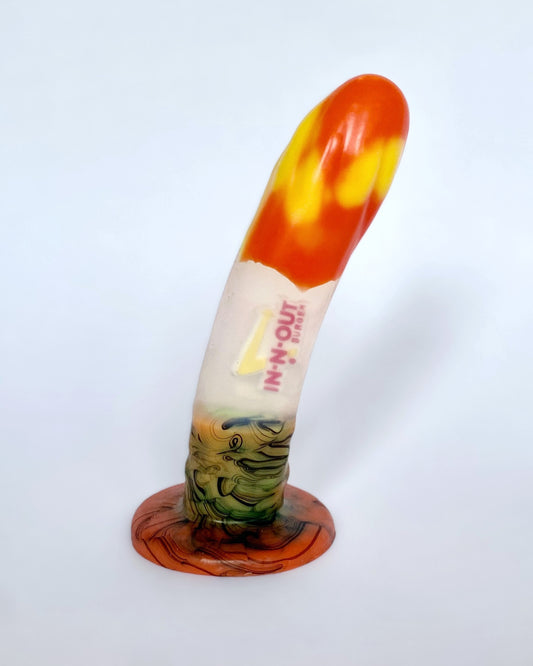 IN-N-OUT TWIST image 1