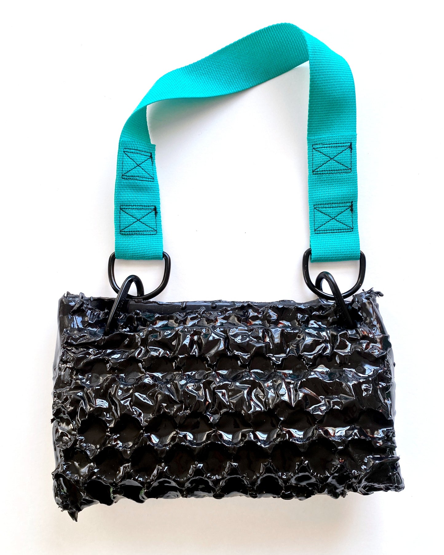 BUBBLE WRAP REVERSIBLE BAG image 4