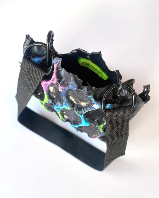 GLOW WEB SILICONE BAG image 1