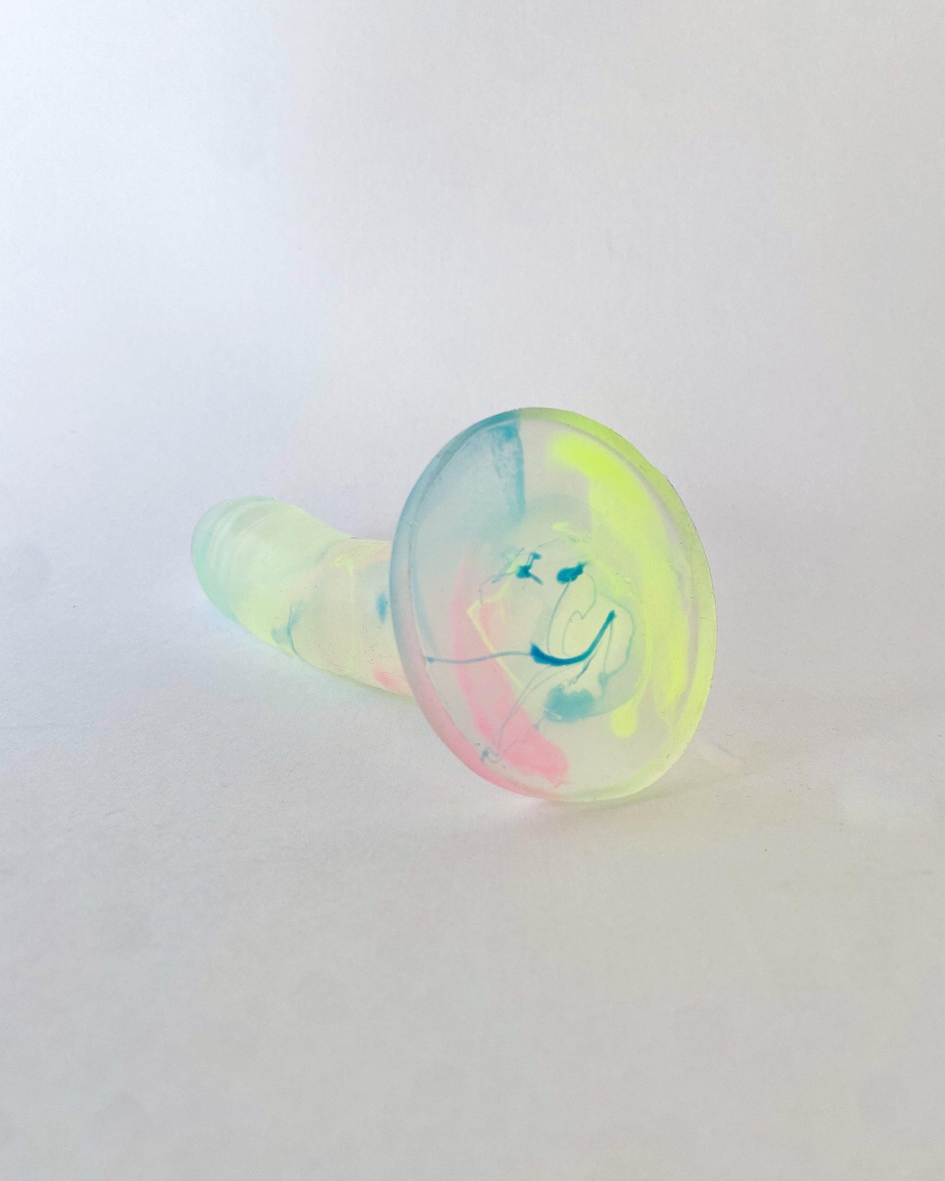 GLOW-IN-THE-DARK TRAILS image 5