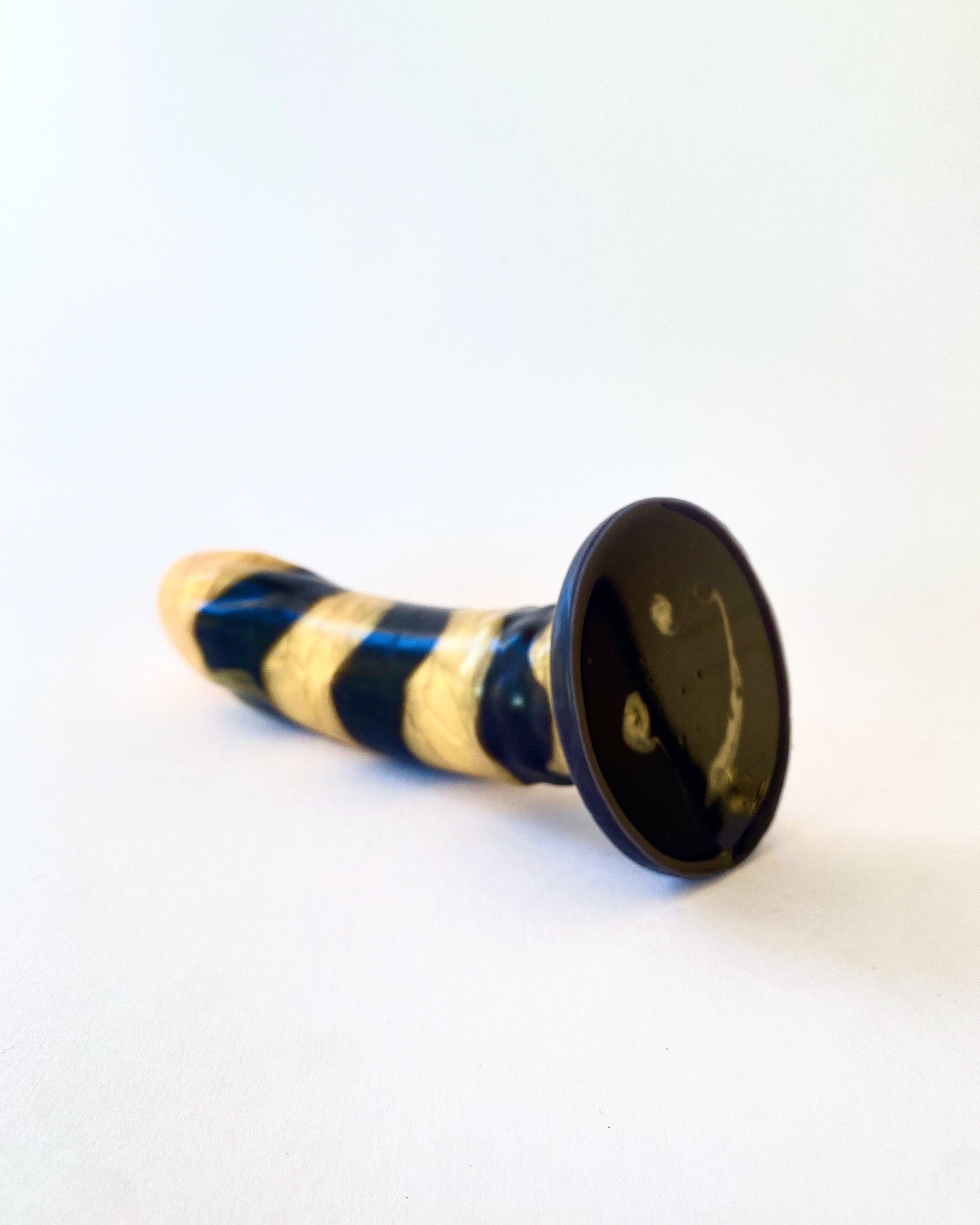 BLACK N GOLD image 1