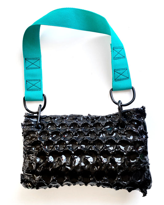 BUBBLE WRAP REVERSIBLE BAG image 1