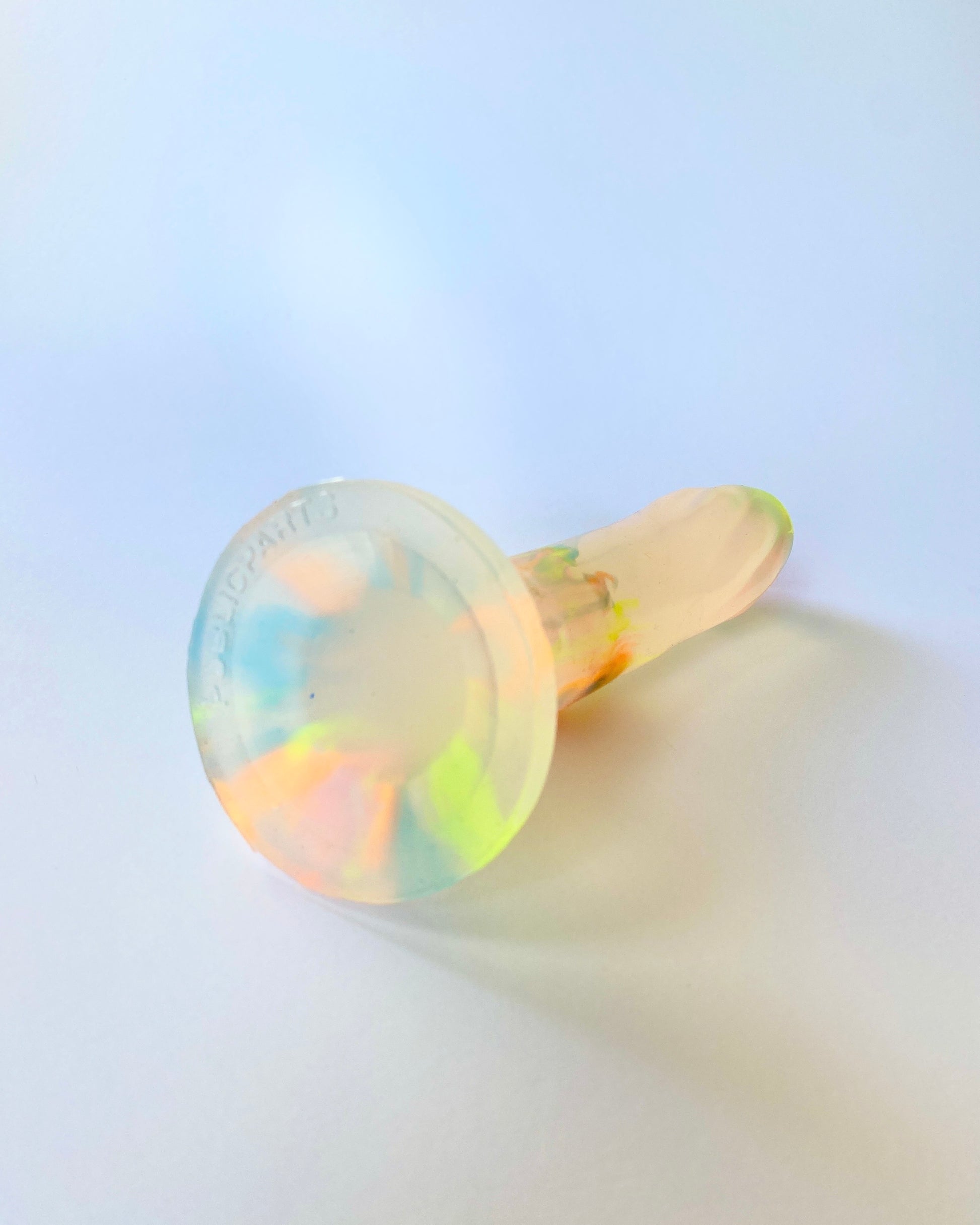 GLOW MELT SUCTION CUP image 2