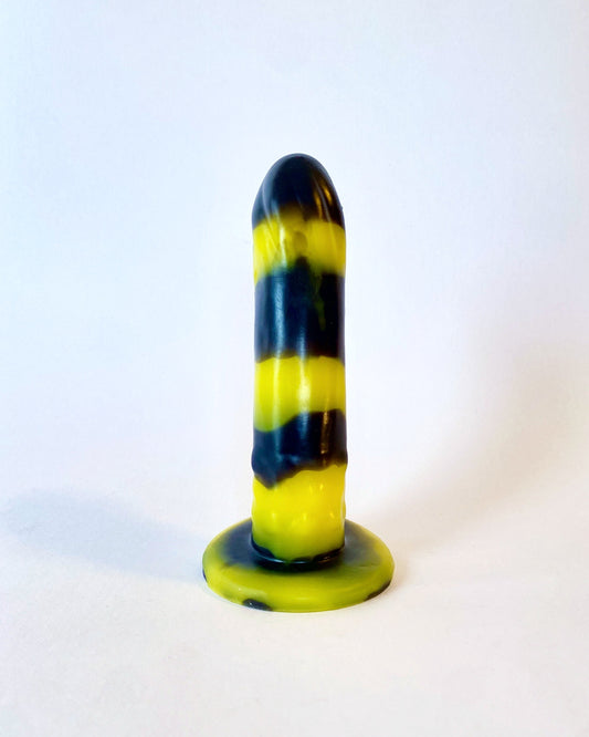 BIZZY BEE image 0