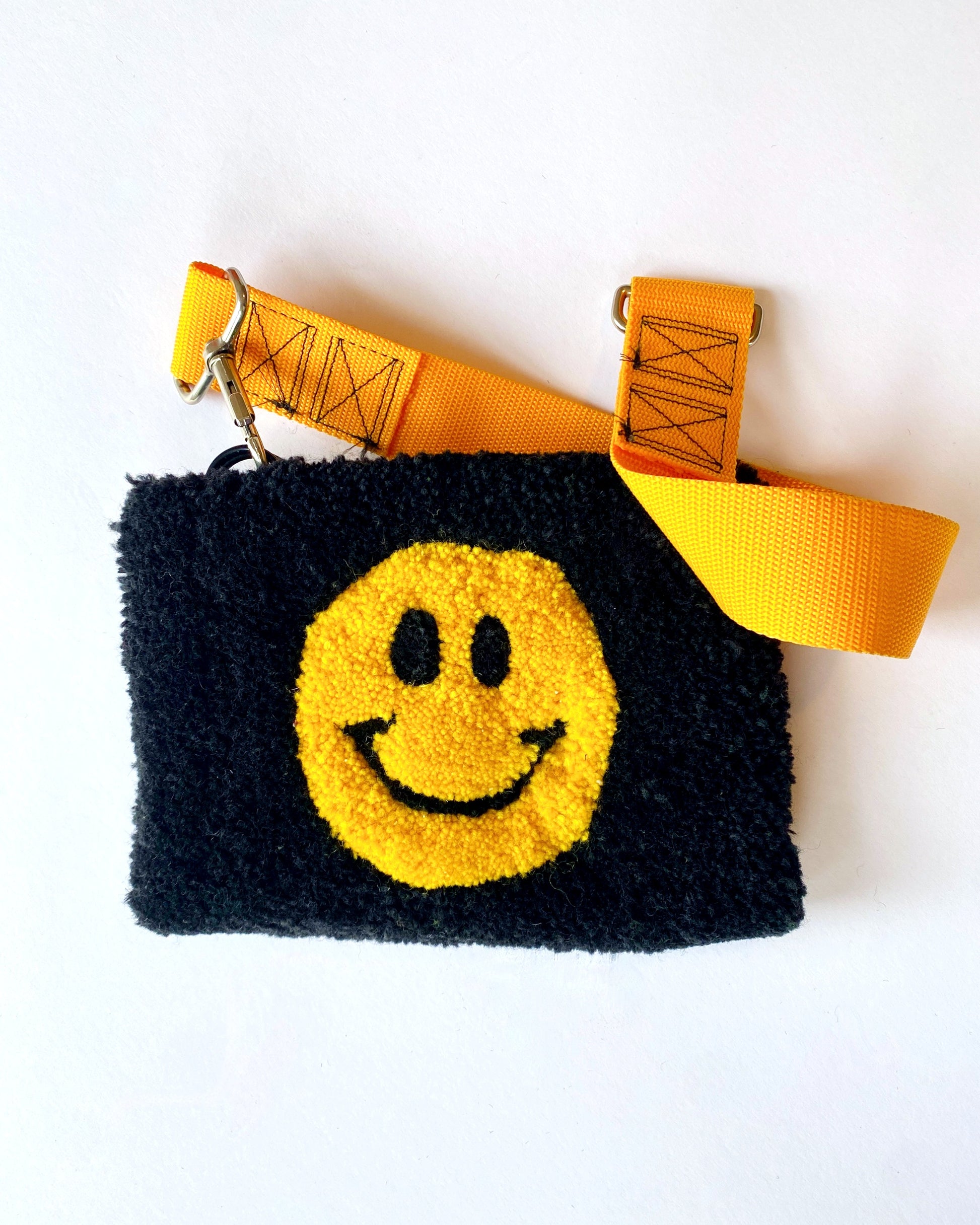 !!! SMILEY GLOW image 2